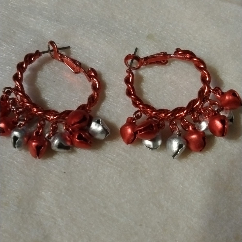 Jingle Bell Earrings Pierced Nwt Sku 687